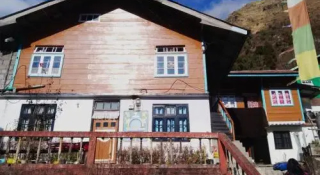 OurGuest Lachung Homestay