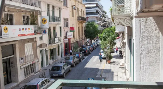 Luxury Pireas Stay New 2BR Urban Escape