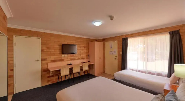Номер Superior North Parkes Motel