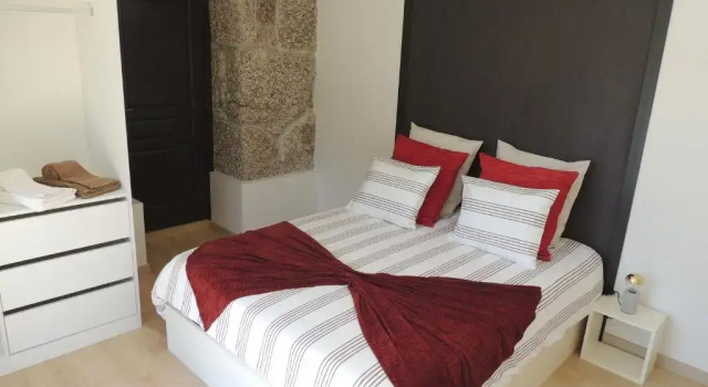 A Muralha da Junqueira, Book Hotel Hotels in Centro with a Pool, Swimming Pool