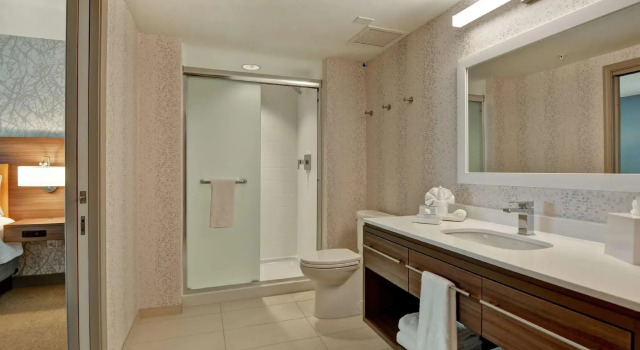 Двухместный люкс Home2 Suites By Hilton Beaufort