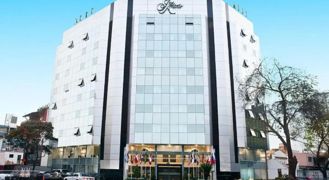 Hotel Jose Antonio, Забронировать Отель Отели в центре Мирафлореса, в центре, Завтраки