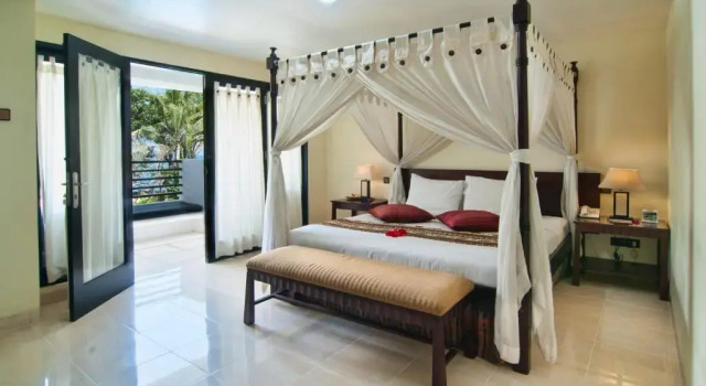 Двухместный номер Deluxe рядом с пляжем Legong Keraton Beach Hotel