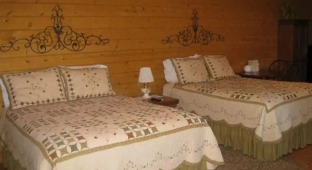 Pine Tree Inn, Prenota Hotel Hotel a Missouri con parcheggio, Parcheggio