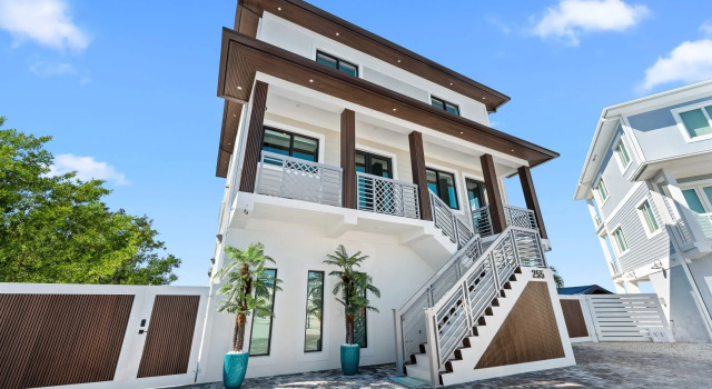 Luxury Seaside Escape Pool Dock Scenic Views, Rezerwuj Hotel Hotele w Florida Keys ze śniadaniem, Śniadanie