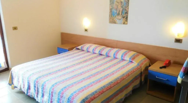 Hotel Sporting, Забронировать Отель Отели Сан-Дзено-ди-Монтанья 3 звезды, 3*