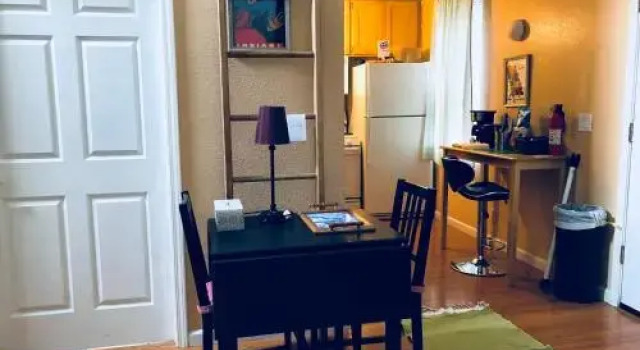 Cozy Studio Next To Ucdavis, 예약 호텔 데이비스 캘리포니아