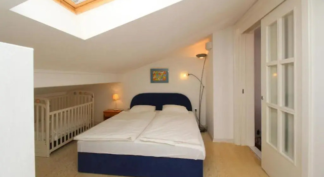 Apartment Klepac, Prenota Appartamento Hotel a Isole Quarnerine con parcheggio, Parcheggio