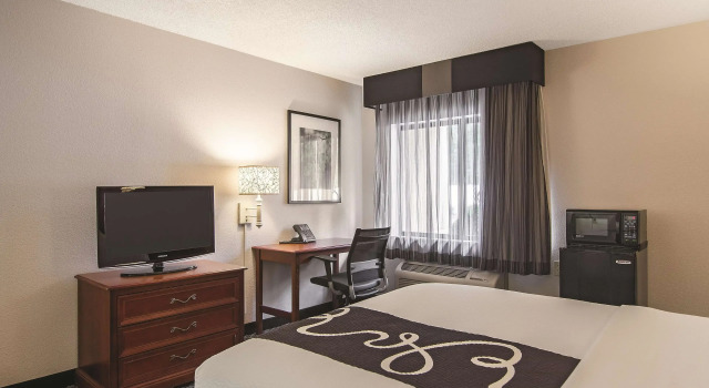 Wingate by Wyndham Brunswick GA I-95, Buchen Sie Hotel Brunswick Georgia