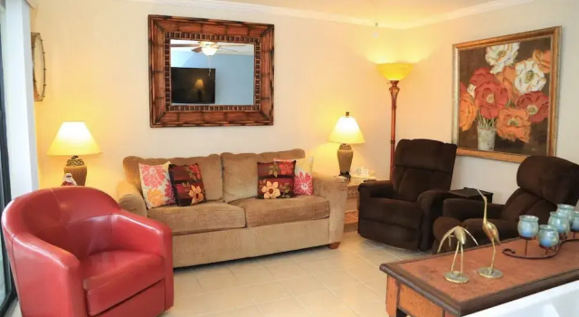 Beachwalk #4 2 Bedrooms 2 Bathrooms Townhouse