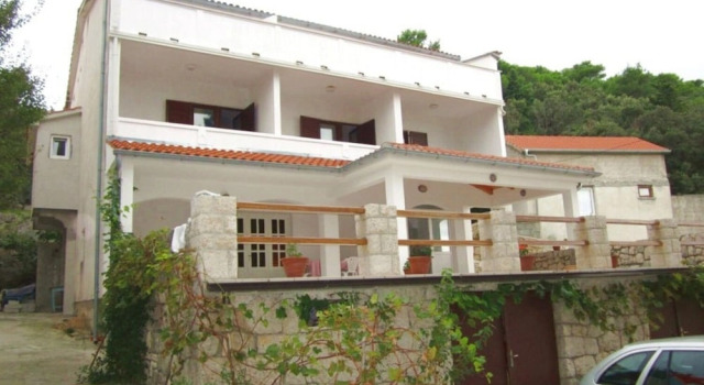 Apartments Niki, Buchen Sie Ferienwohnung Kampor Insel Rab