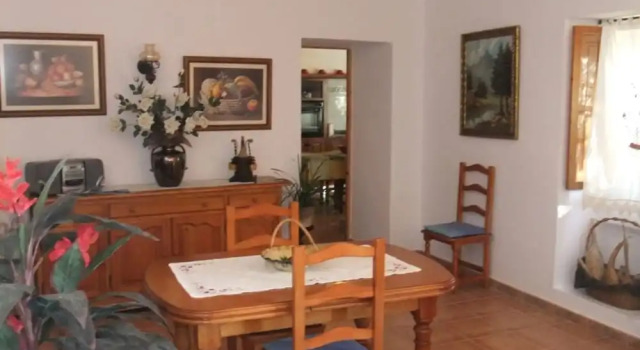 Charming House in the Beautiful North of Mallorca - Campanet With Private Pool, Rezerwuj Hotel Hotele w Majorka z parkingiem, Parking