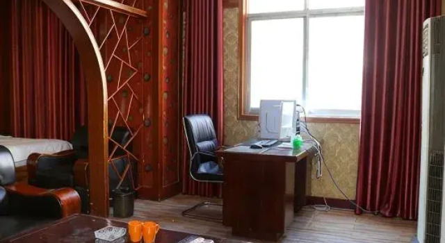 Люкс HongMei Hotel