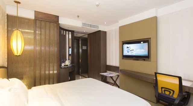 kaiserdom Hotel Huanshi Road Tao jin Metro Station