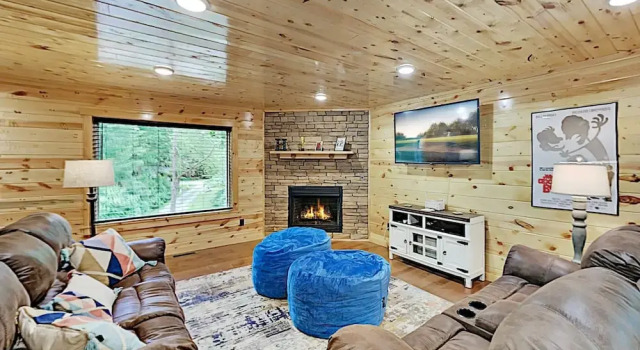 Lakpow45 3 Bedroom Cabin