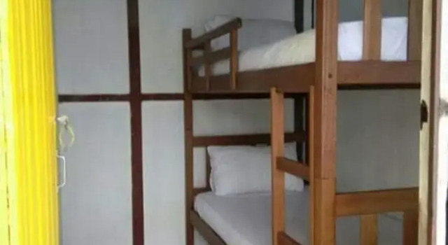 Warna Warni Cabin, Rezervasyon Otel Pulau Perhentian Kecil Malezya