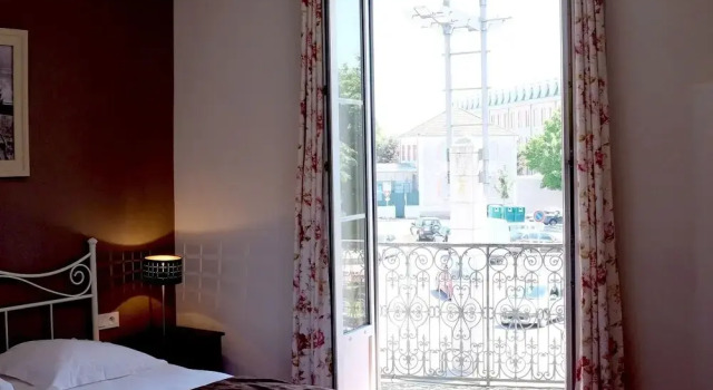 Двухместный номер Comfort Hotel Le Marceau