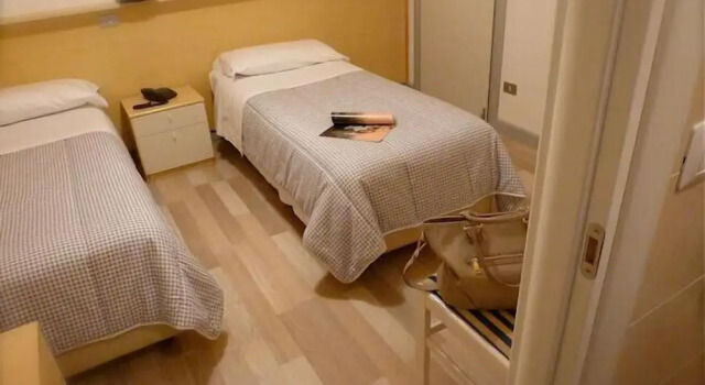 Hotel Mirella e Ristorante Bar Don Bacco, Забронировать Отель Орсаго Венето