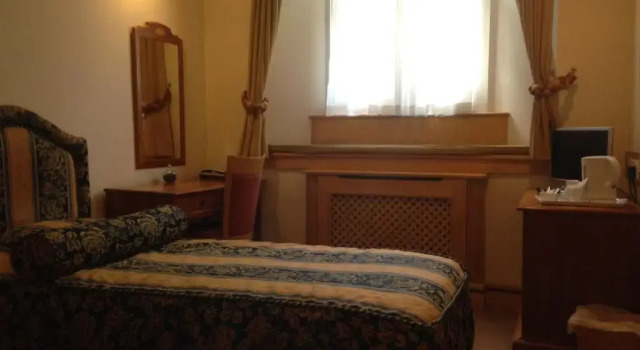 Одноместный номер Standard Troy Hotel