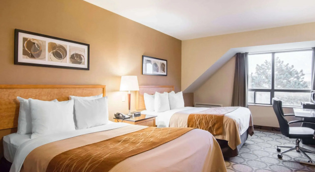 Четырёхместный номер Standard Comfort Inn Ancienne-Lorette - Quebec Airport