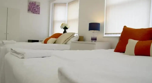 Remarkable 2-bed Apartment in Chelmsford