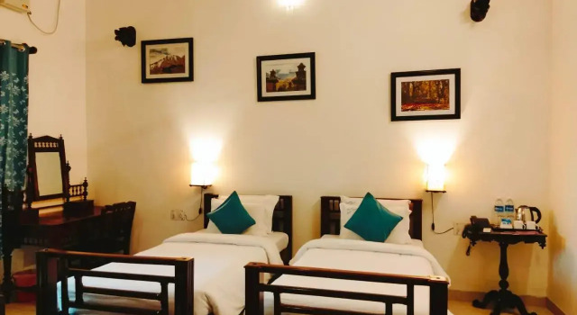 Dumas Guest House