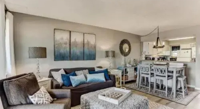Coral Sands 301 - 2 Br Condo