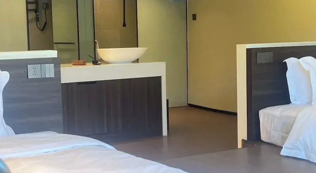 Harmony Zen Retreat in Jiuzhai Valley, Rezerwuj Hotel Ngawa Chiny