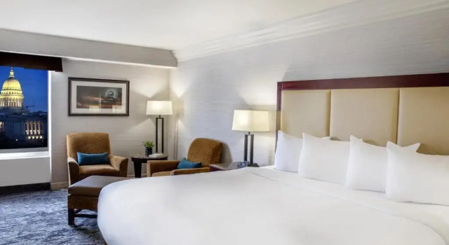 Standard Kahden hengen Club huone The Madison Concourse Hotel