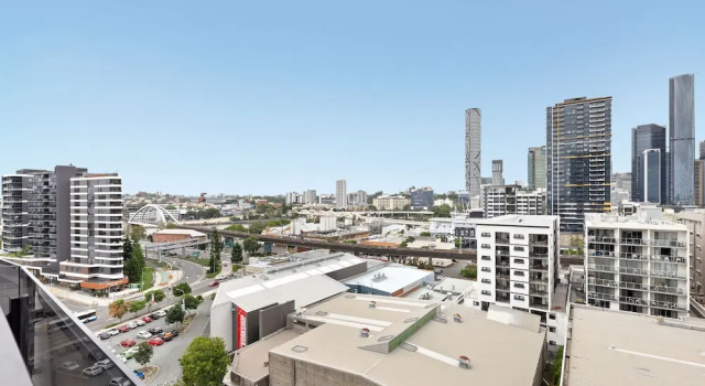 Апартаменты South Brisbane 2 Bedrooms Apartment with Free Parking by KozyGuru