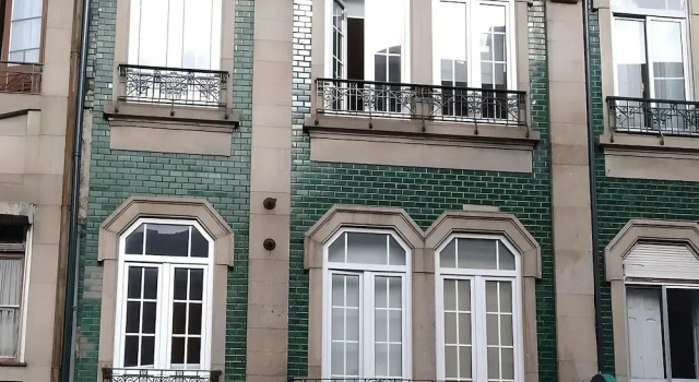 Porto Brasil Hostel, Забронировать Хостел Бонфим Порту, рядом с Театр Coliseu do Porto