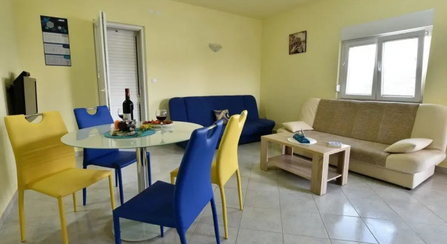 Apartments Dejan, Забронировать Апартаменты/квартира Езера 