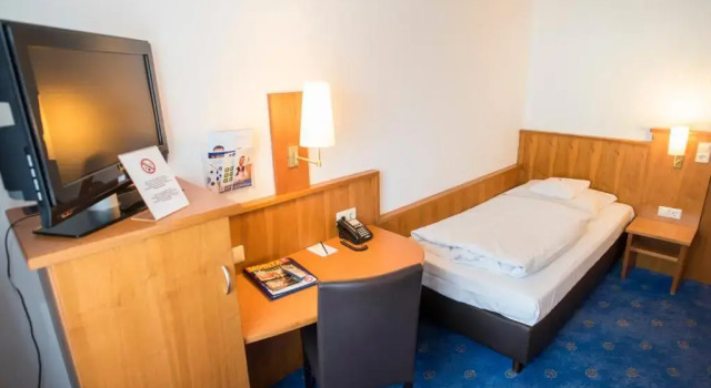 Одноместный номер Standard Luna Inn Stuttgart City