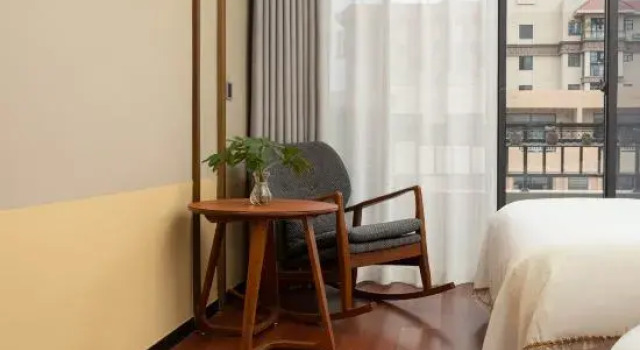 Семейный люкс с 2 комнатами Meeteem Boutique Hotel
