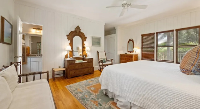 Natural And Serene Home Away From Home 5 Bedroom Home by Peace Vacations, Buchen Sie Ferienhaus Debordieu Colony USA