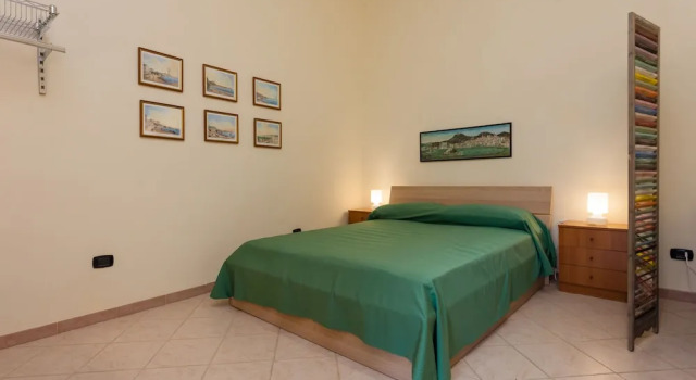 Apartment Vico Fico - BH 9, Забронировать Апартаменты/квартира Неаполь - исторический центр Неаполь, рядом с Национальный археологический музей