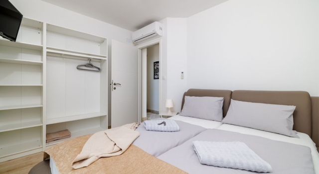 Apartments Jozic