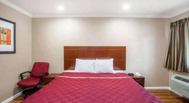 Travelodge Ontario