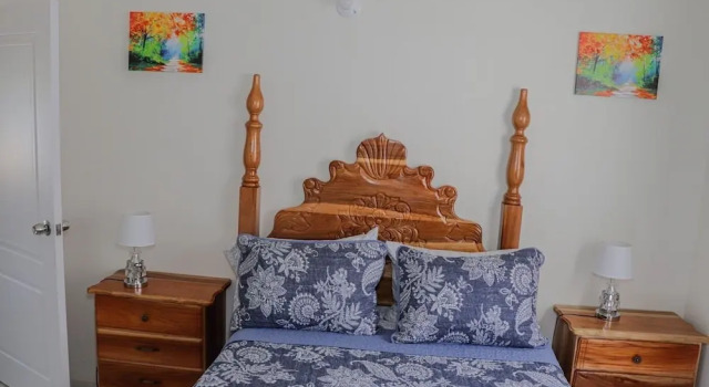 Little Paradise, Забронировать Отель Отели Ocho Rios Coast 3 звезды, 3*