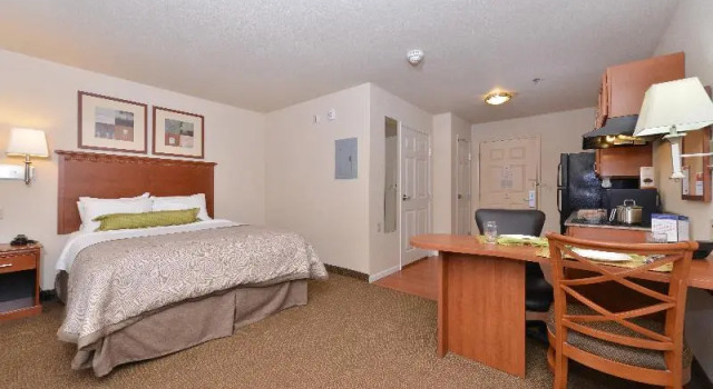 Standardowy pokój Candlewood Suites Springfield