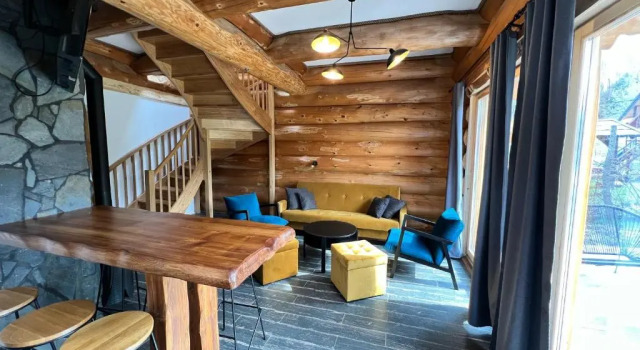 Коттедж с 3 комнатами Jedlina - naturalny dom z bali jodłowych