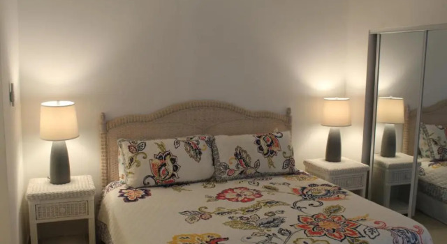 Люкс The Horny Toad Guest House