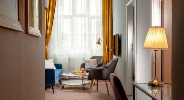 Holiday Suites Cracow, Забронировать Апартаменты/квартира Апартаменты Кракова, рядом с Church of the Holy Apostles Peter and Paul, Апартаменты/квартира