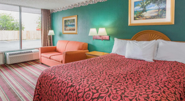Двухместный номер Standard Days Inn by Wyndham Fort Myers