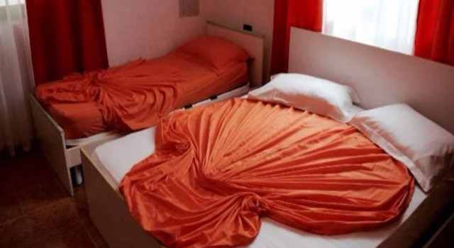 Hotel Bolonja, Book Hotel 3-stjernede hoteller i Albania, 3*