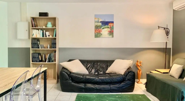 Апартаменты Blagnac : appartement T2 avec jardin, parking et climatisation