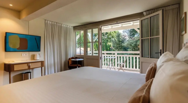 Полулюкс с балконом La Villa du Moulleau