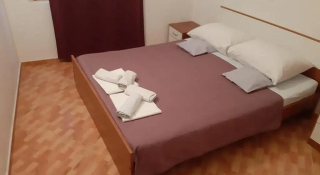 Apartments Knežić, Забронировать Апартаменты/квартира Игране Макарска Ривьера