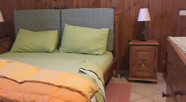 Al Casale Giallo B&B, Book Bed and Breakfast Capranica Lake Vico
