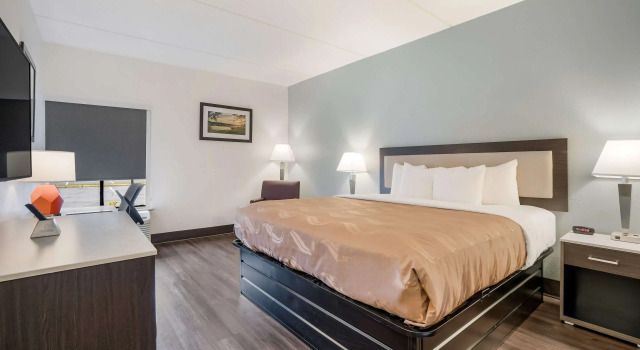 Двухместный номер Standard Quality Inn Jacksonville near Camp Lejeune